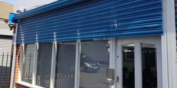 How to fix Roller shutters with the help of a premium shopfront?