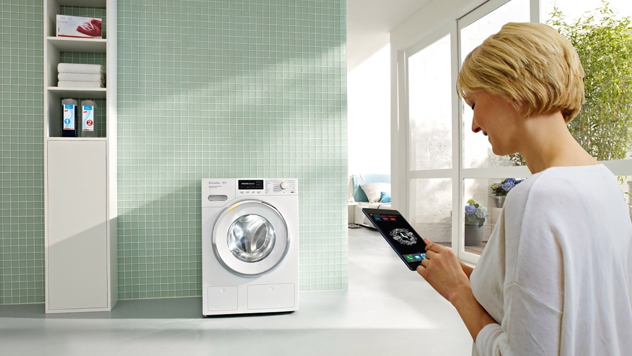 Smart Connected Washing Machine Market