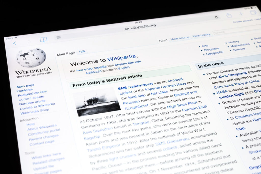 Why Professionals Need a Wikipedia Biography