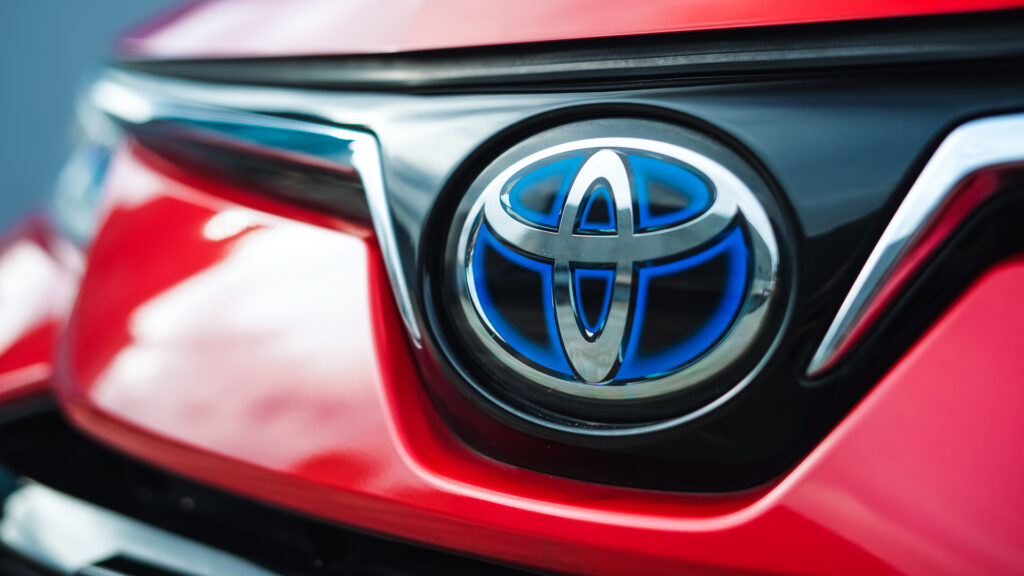 Toyota still leads global sales, Toyota RAV4 is best-selling car in 2022 – JATO Dynamics report