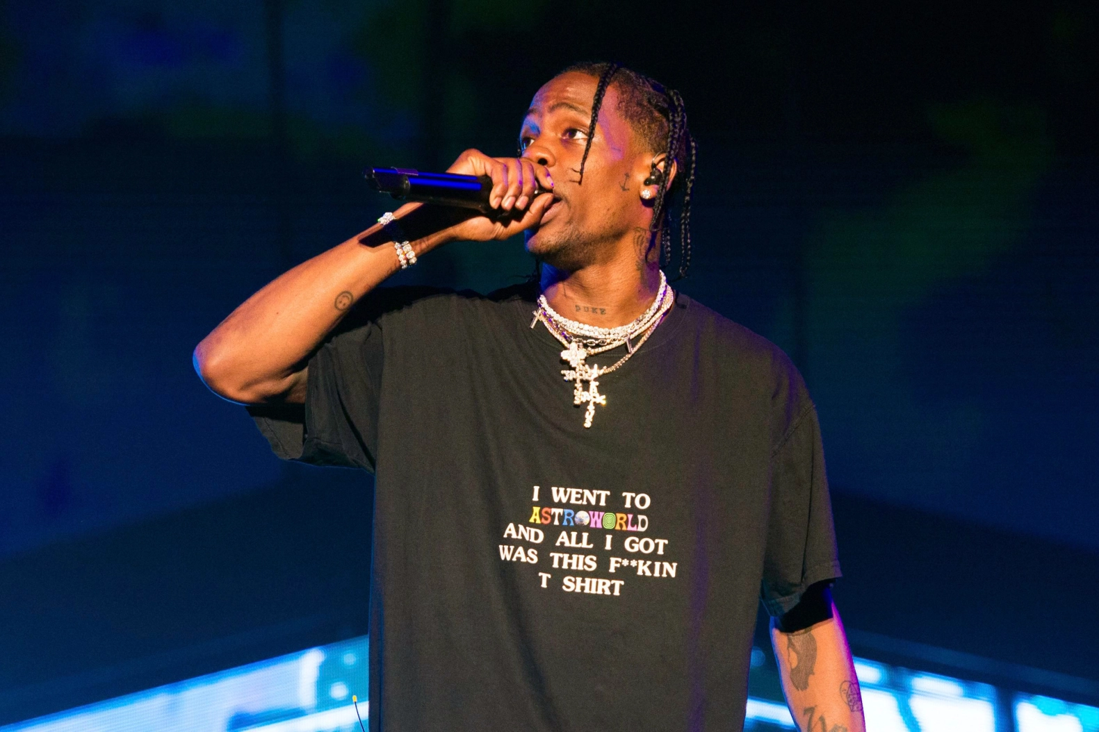 Travis Scott Hoodie: A Fashion Statement That Defines Style and Individuality