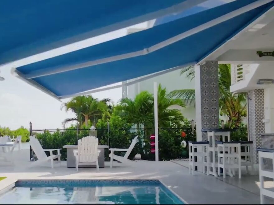 Retractable Rolling Awnings