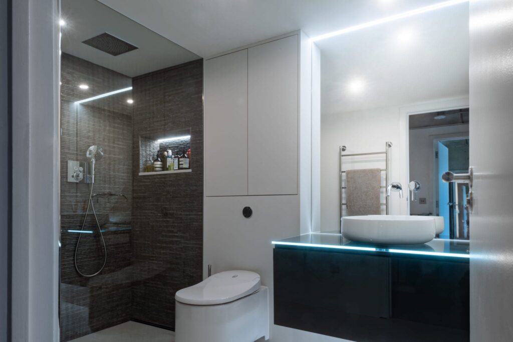 Bathroom Fitters in Ealing