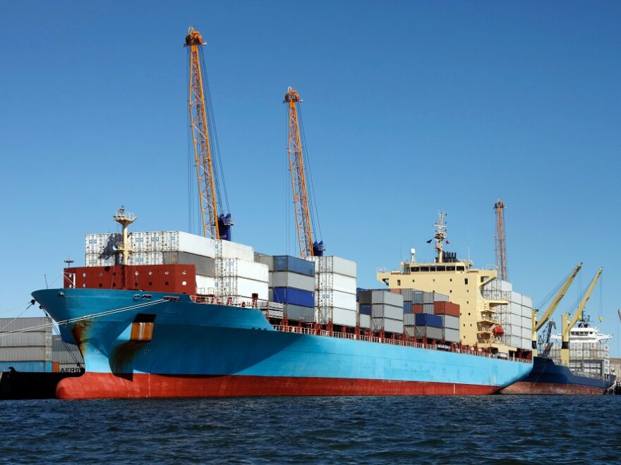 shipping company in gandhidham