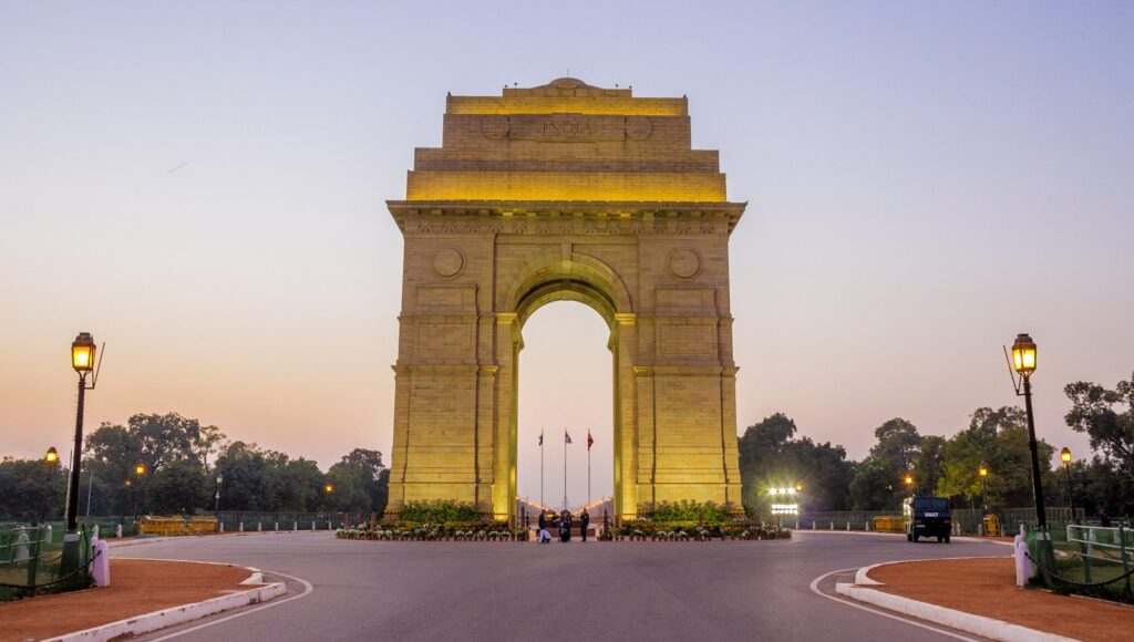 Discovering Delhi’s Delights: A Guide to Nearby Travel Destinations