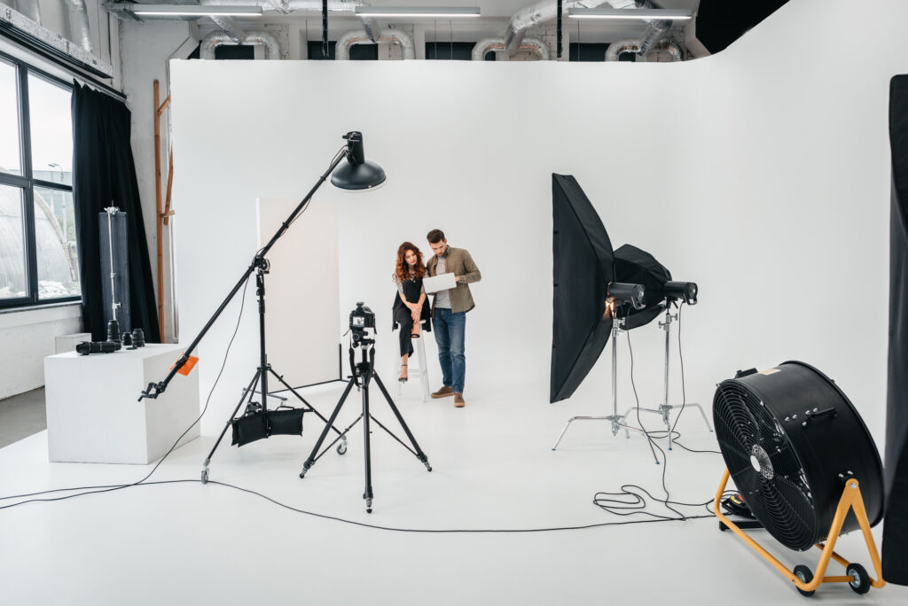 The Benefits of a Headshot Photo Booth for Corporate Events