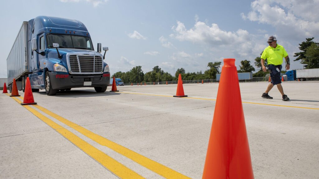 cdl truck driving school