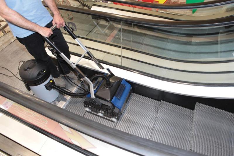 Escalator Cleaning Machine Market