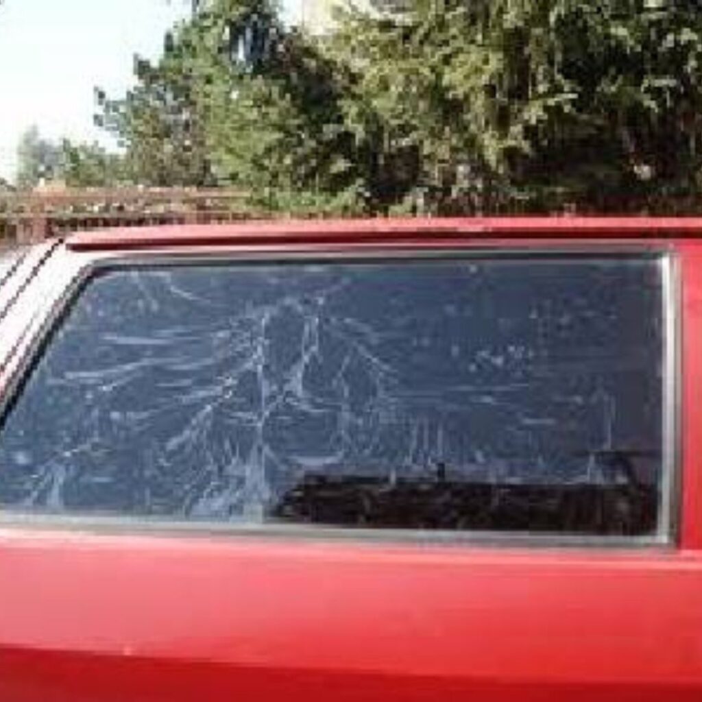 Auto Glass Repair Costs: What Factors Determine the Price?