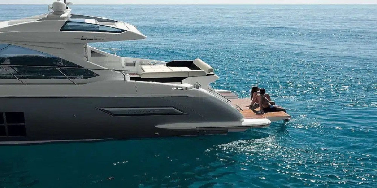 Luxury Yacht Charter Miami: Experience the Ultimate in Style and Comfort