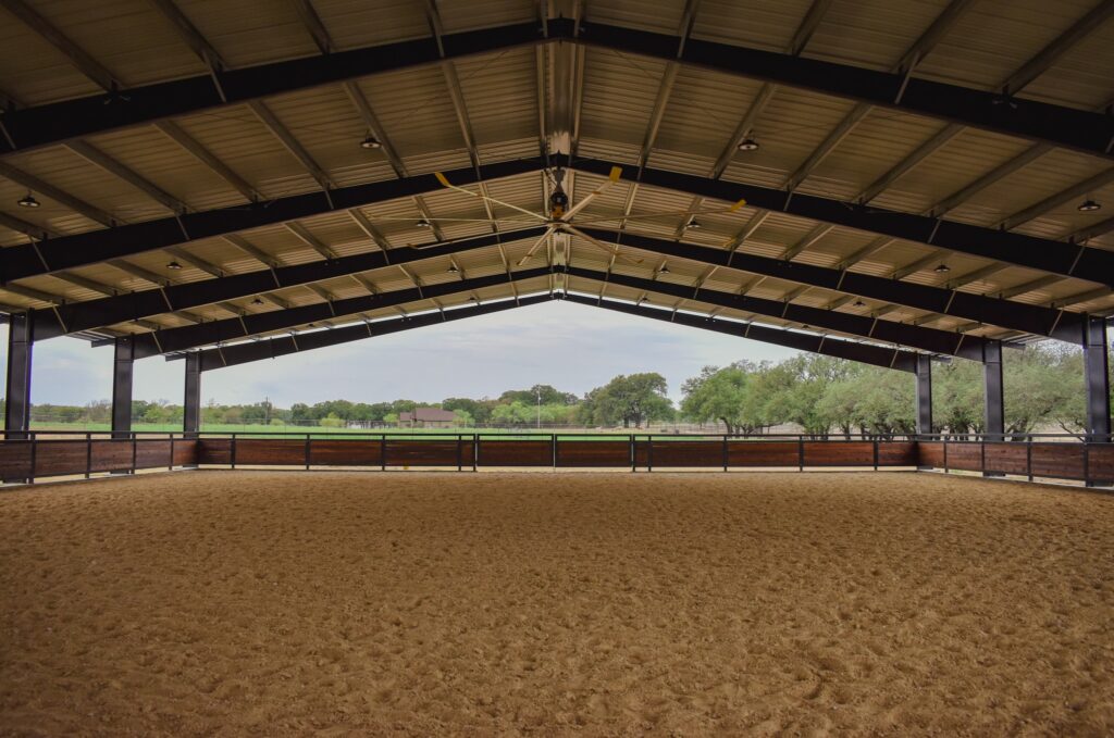 What’s the Best Size of Horse Riding Arena for You?