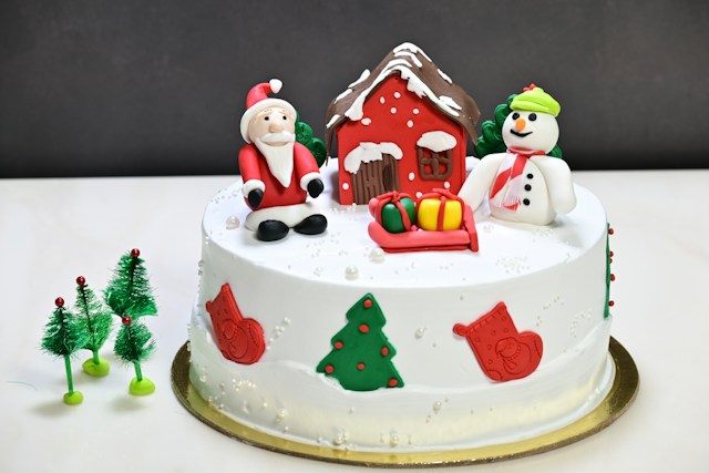 Designer cakes in Kolkata