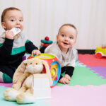 What Are The Advantages Of Twin Baby Outfits And Twin Baby Products?