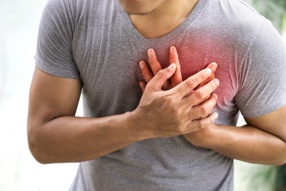 Recognizing the Signs: A Guide to Identifying and Treating a Heart Attack