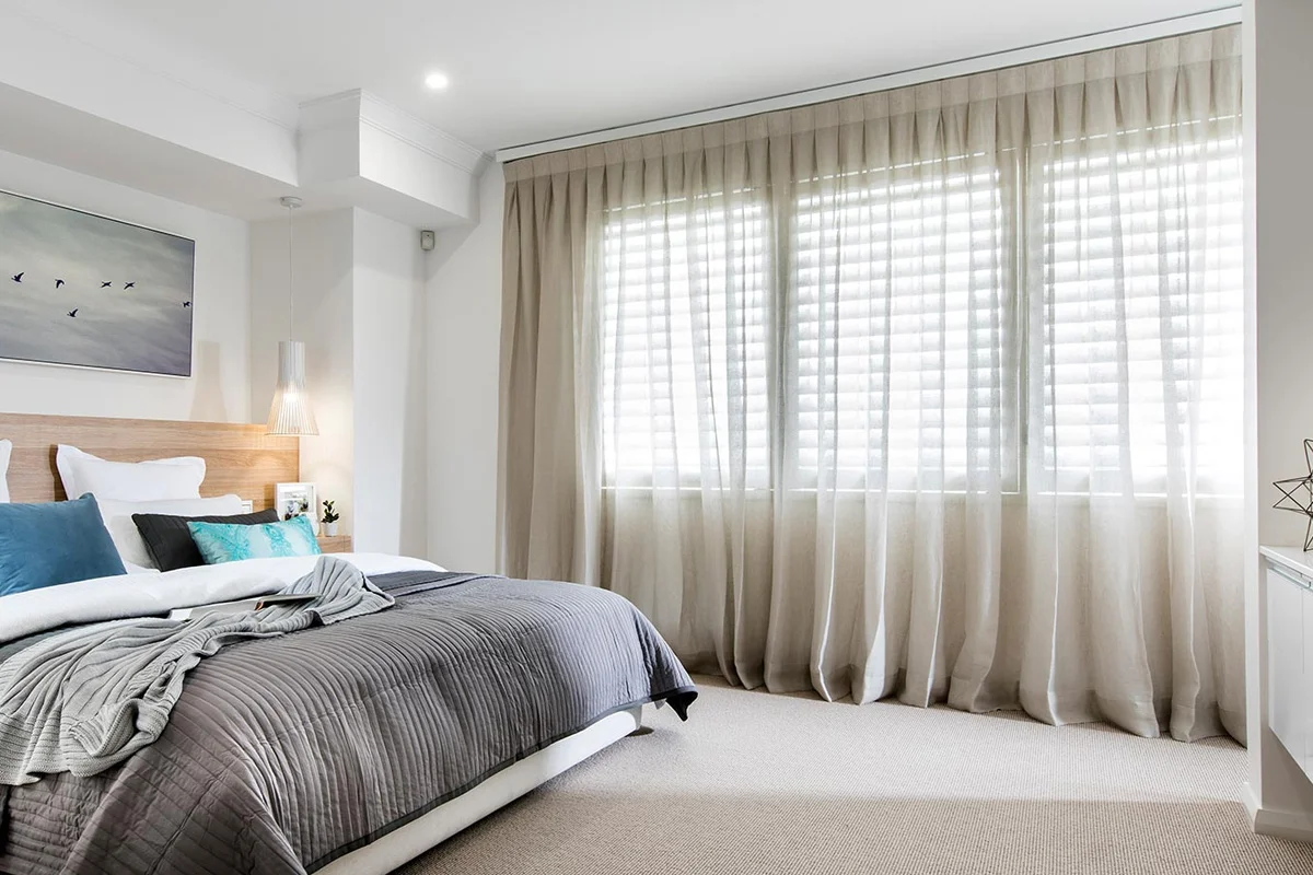 How Right Window Curtains Can Enhance the Interior Look?