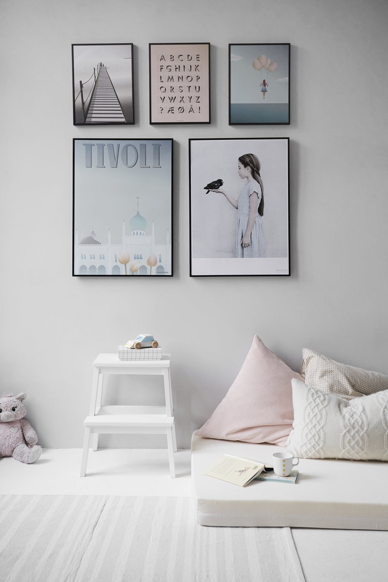 Buying wall decor online