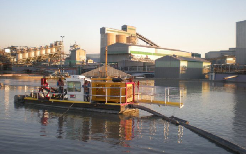 Mine Tailings Dredge