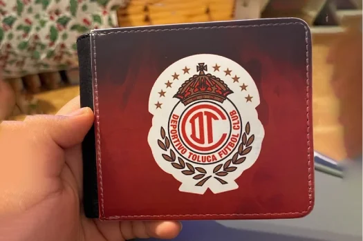 custom wallets for men