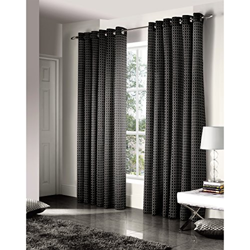 Eyelet curtains