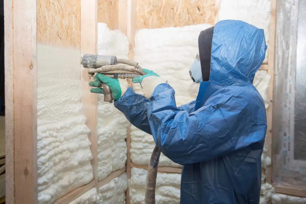 spray foam insulation contractor