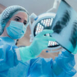 Lung surgeon