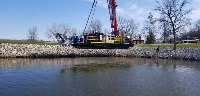 lake dredging equipment