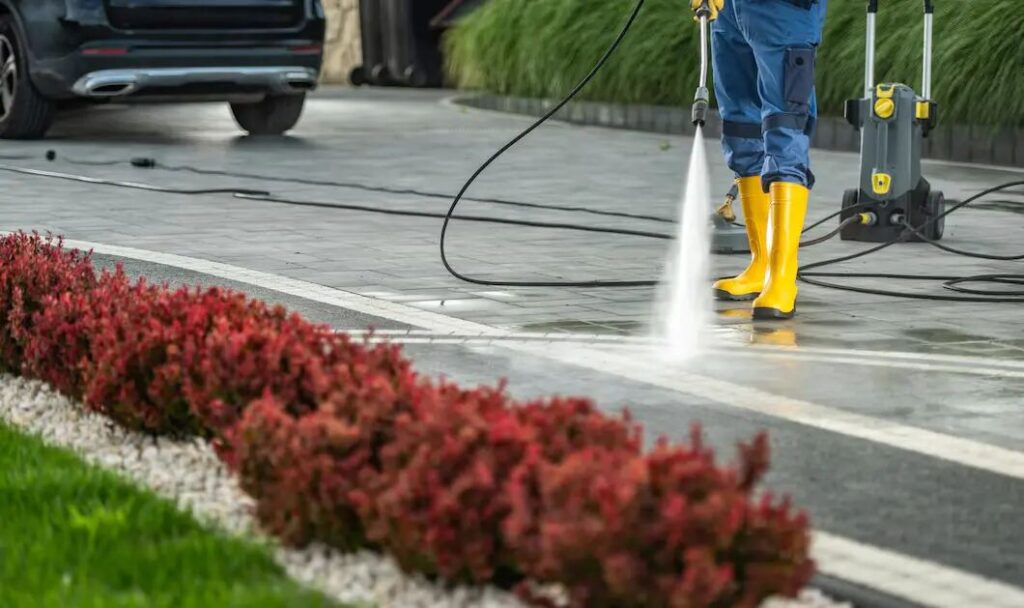 Best Pressure Washing Services Near Me – A Brief Guide