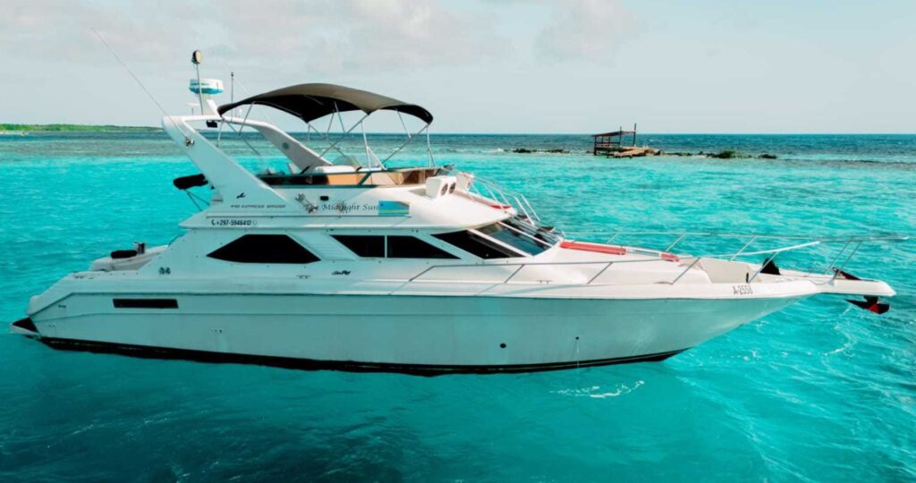 Why a Luxury Yacht Charter is the Perfect Mode to Explore Aruba