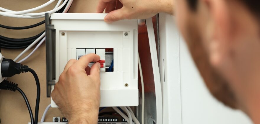 Texas circuit breaker replacement services