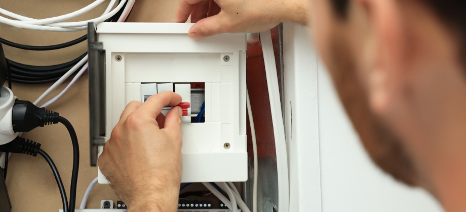 Texas circuit breaker replacement services