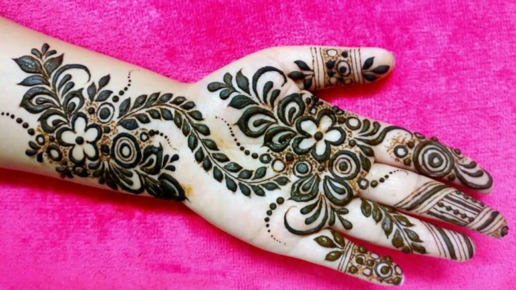 front hand simple mehndi design