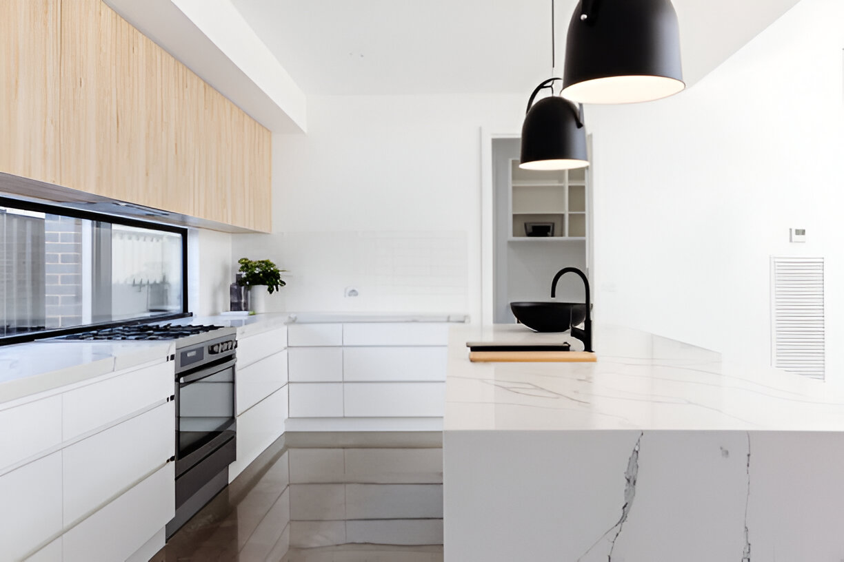 How to Incorporate Luxury Kitchen Items into Your Interior Design