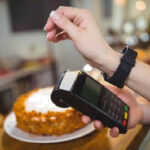 The Benefits Of Using A card reader machine in UK for Your Retail Operations