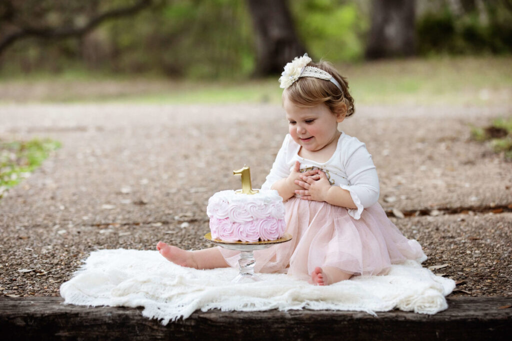 Creating Lasting Memories: Family Photography and First Birthday Photography in Austin