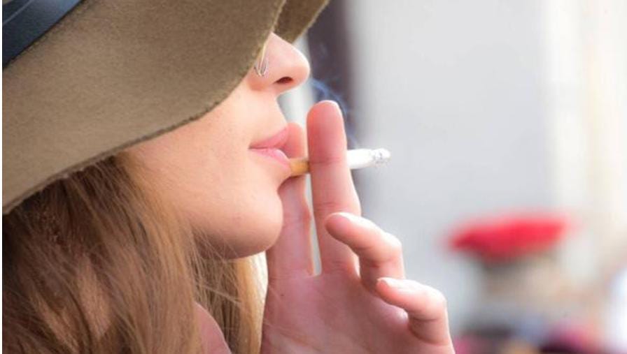 Are There Any Benefits to Gradually Reducing Smoking Instead of Quitting Completely?