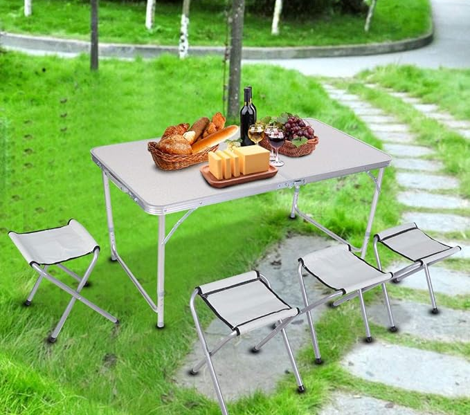 Outdoor Picnic Tables