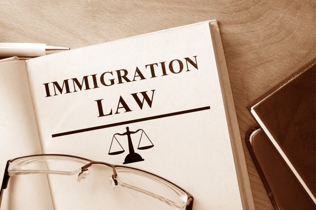 immigration lawyer uk