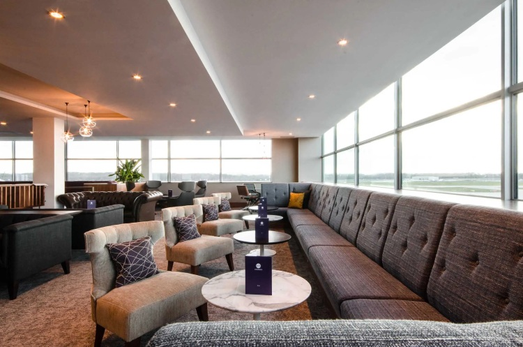 Discover the Ultimate Comfort at London Heathrow Airport Lounge