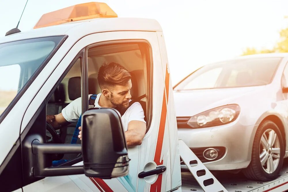 Reliable Roadside Assistance in Abu Dhabi with CarRecoveryAbuDhabi