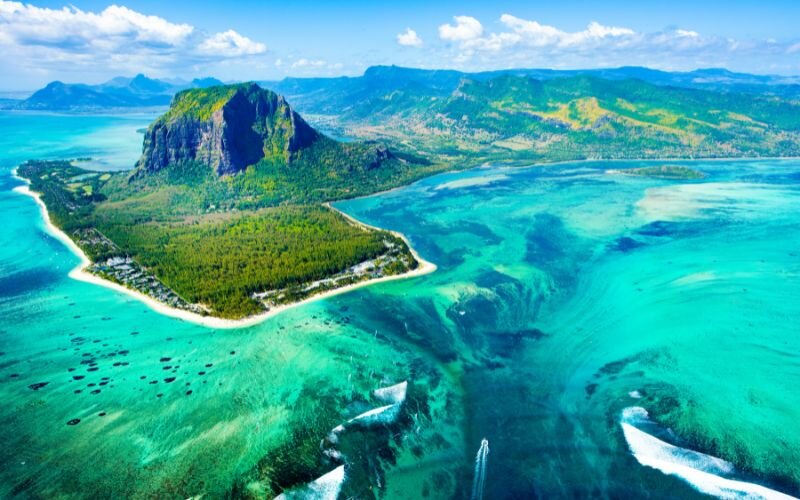 Top 6 Places to Visit in Mauritius for an Unforgettable Holiday